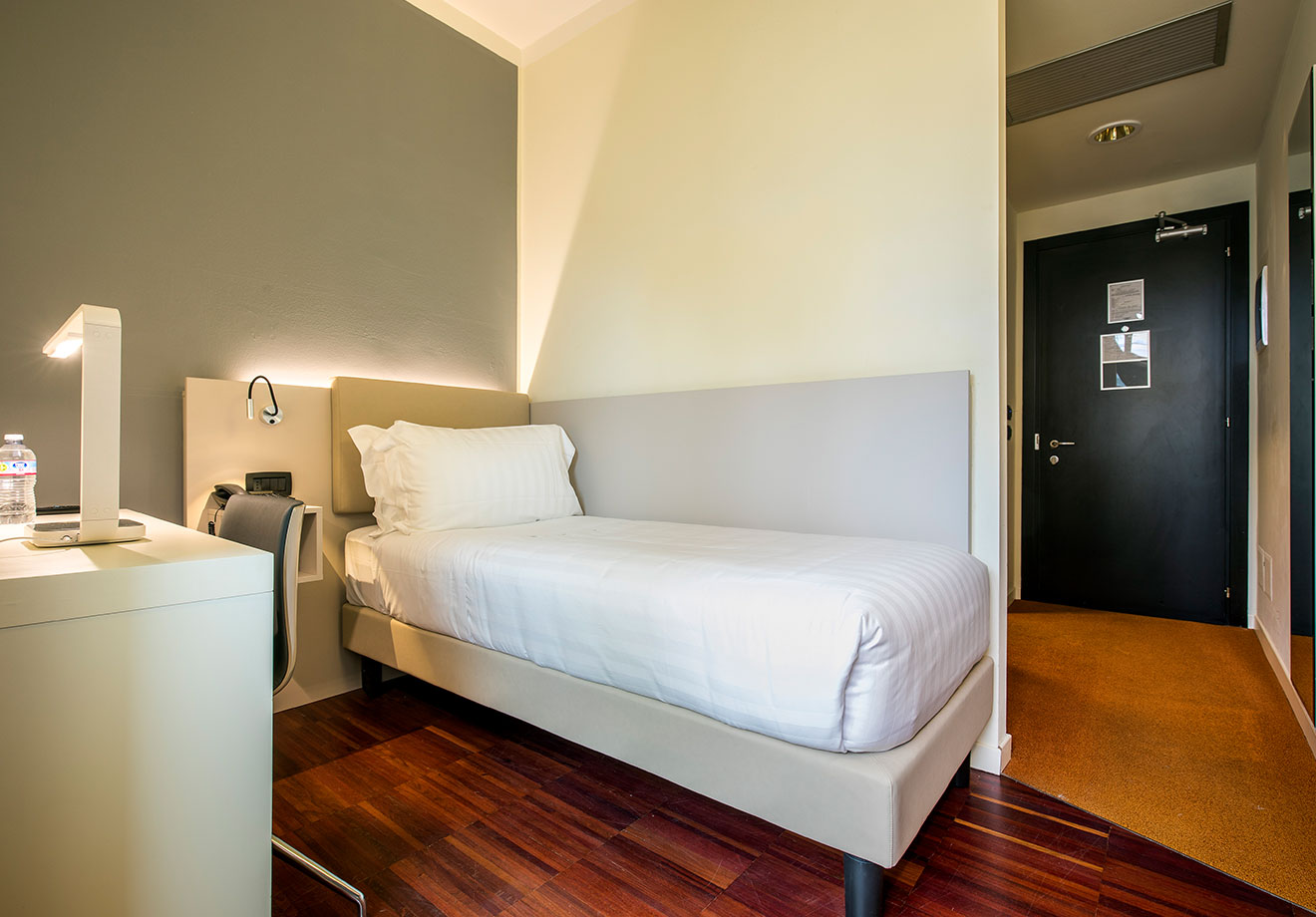 Single Rooms in Italy