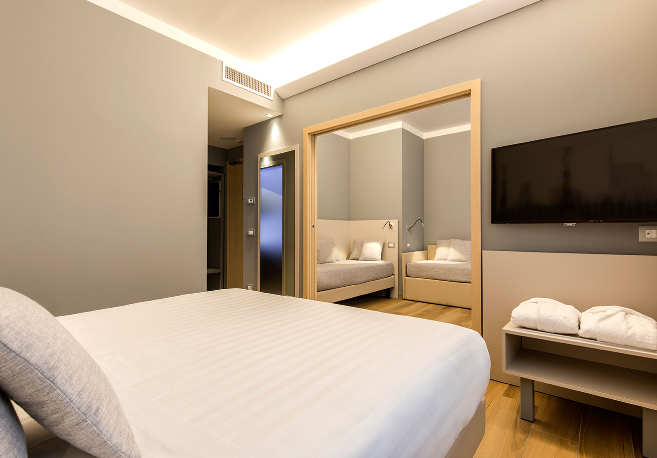 Rooms for Triple in Italy